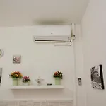 Apartment La Casa Di Chiara E Sara By Acs Holidays *
